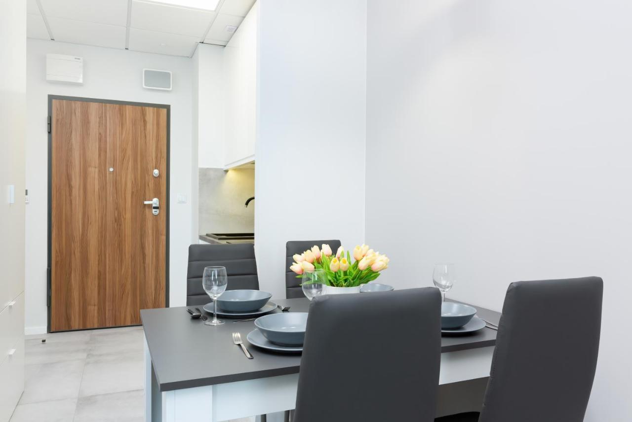 Warsaw Prymasa Tysiaclecia Business Centre By Noclegi Renters Exteriér fotografie